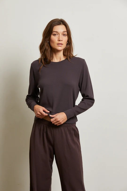 stef luxe rib pullover in cocoa