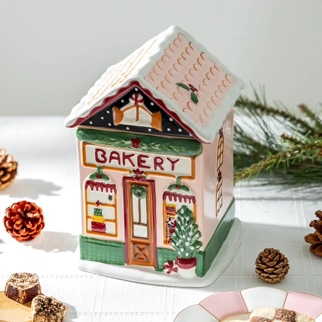 holiday bakery house cookie jar