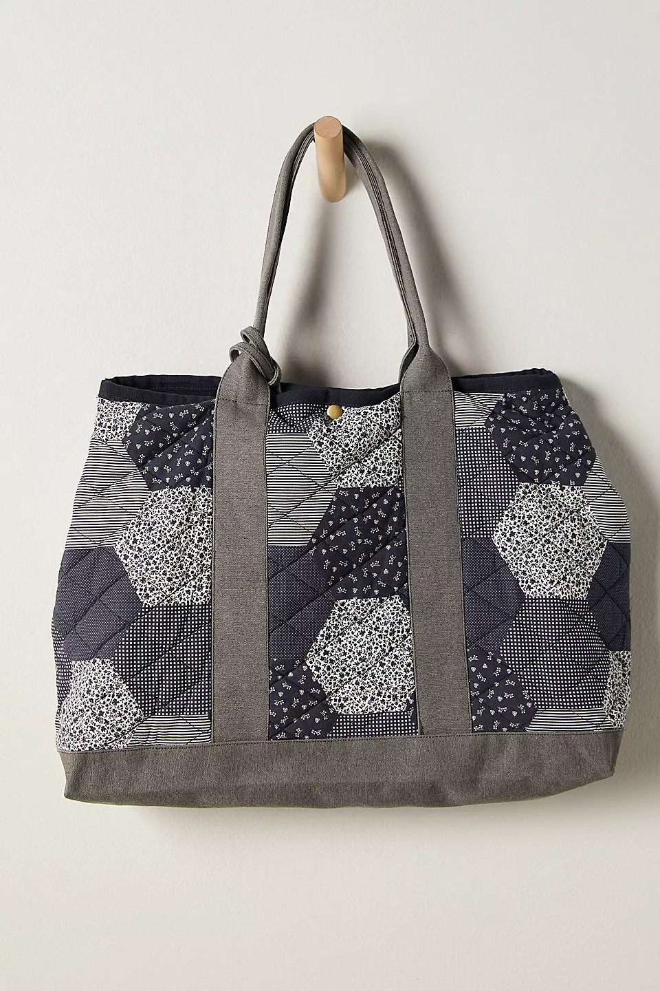 pippa patchwork tote in blue combo