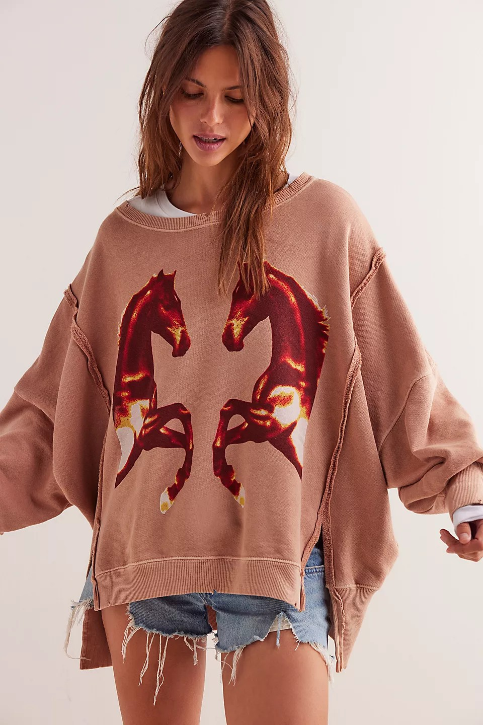 graphic camden pullover in mirrored horses