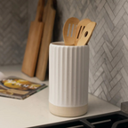 the vase - speckled white