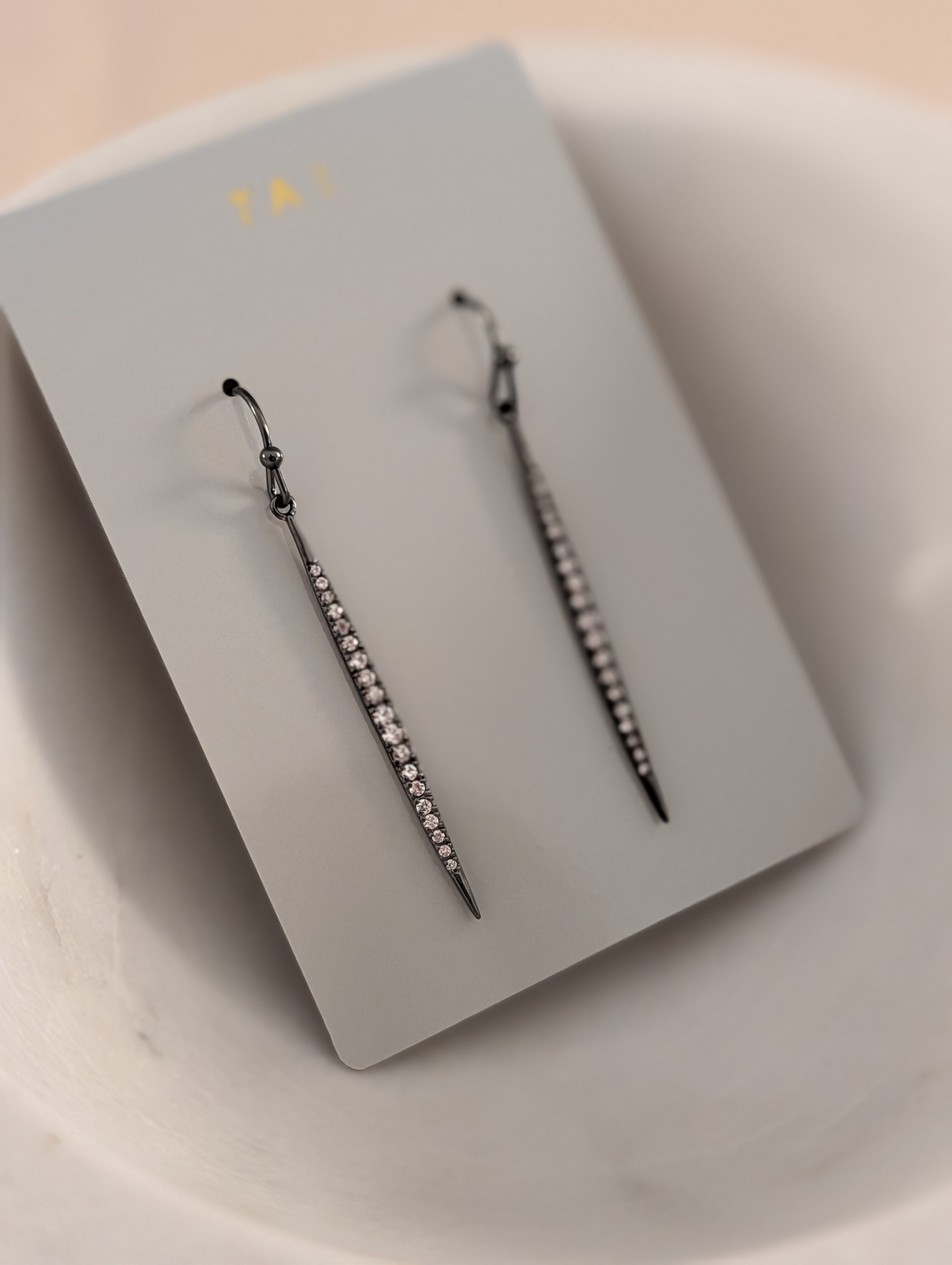 pave oblong drop earring - black