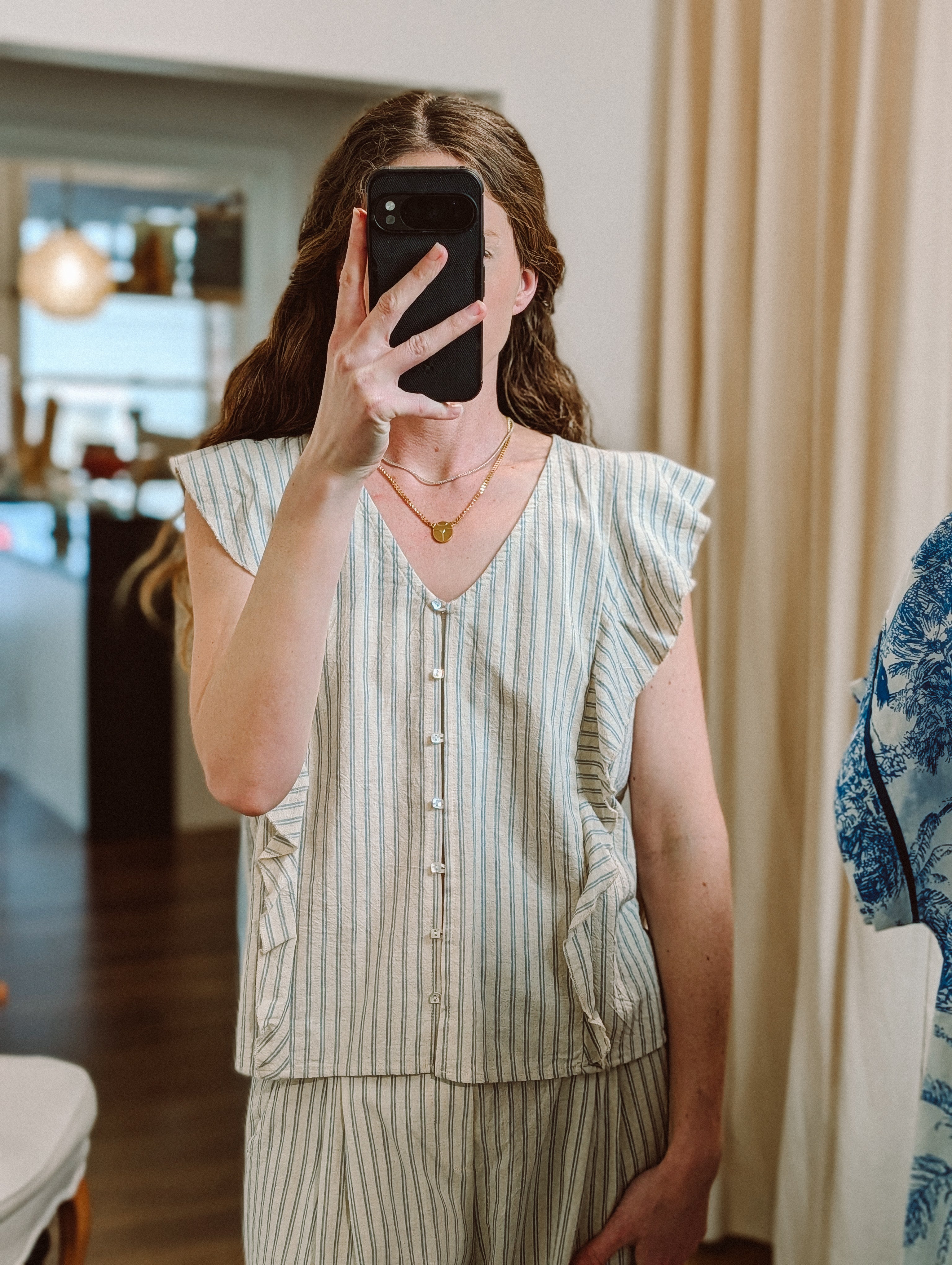the alina flutter sleeve