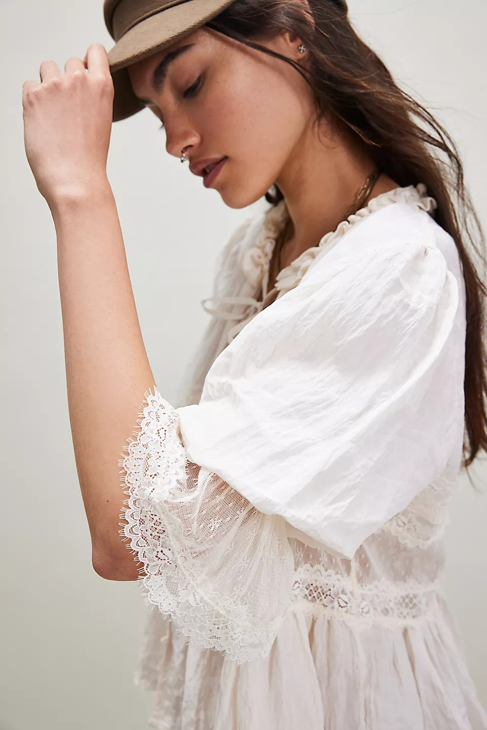 forever young bed jacket in white