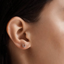  mini horseshoe stud earrings