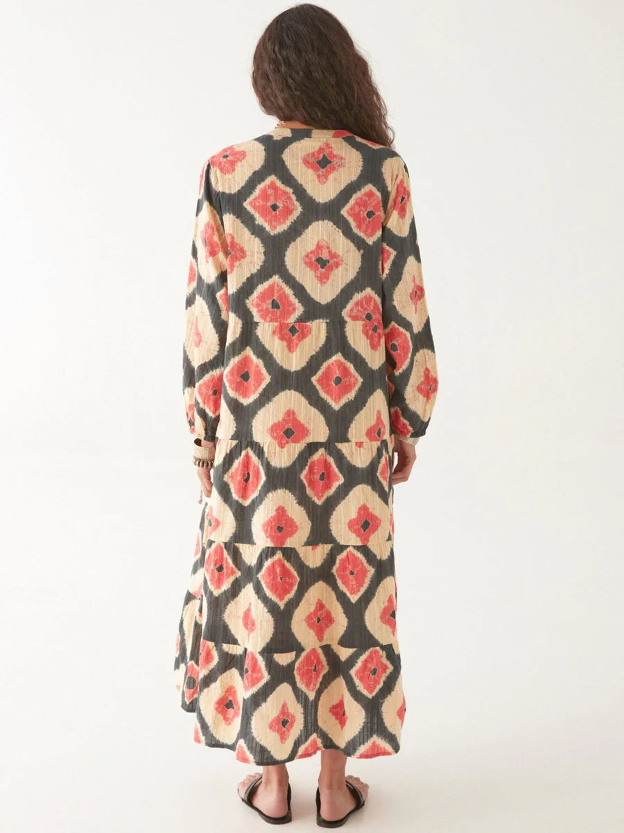 the teo dress in casiopea volcano