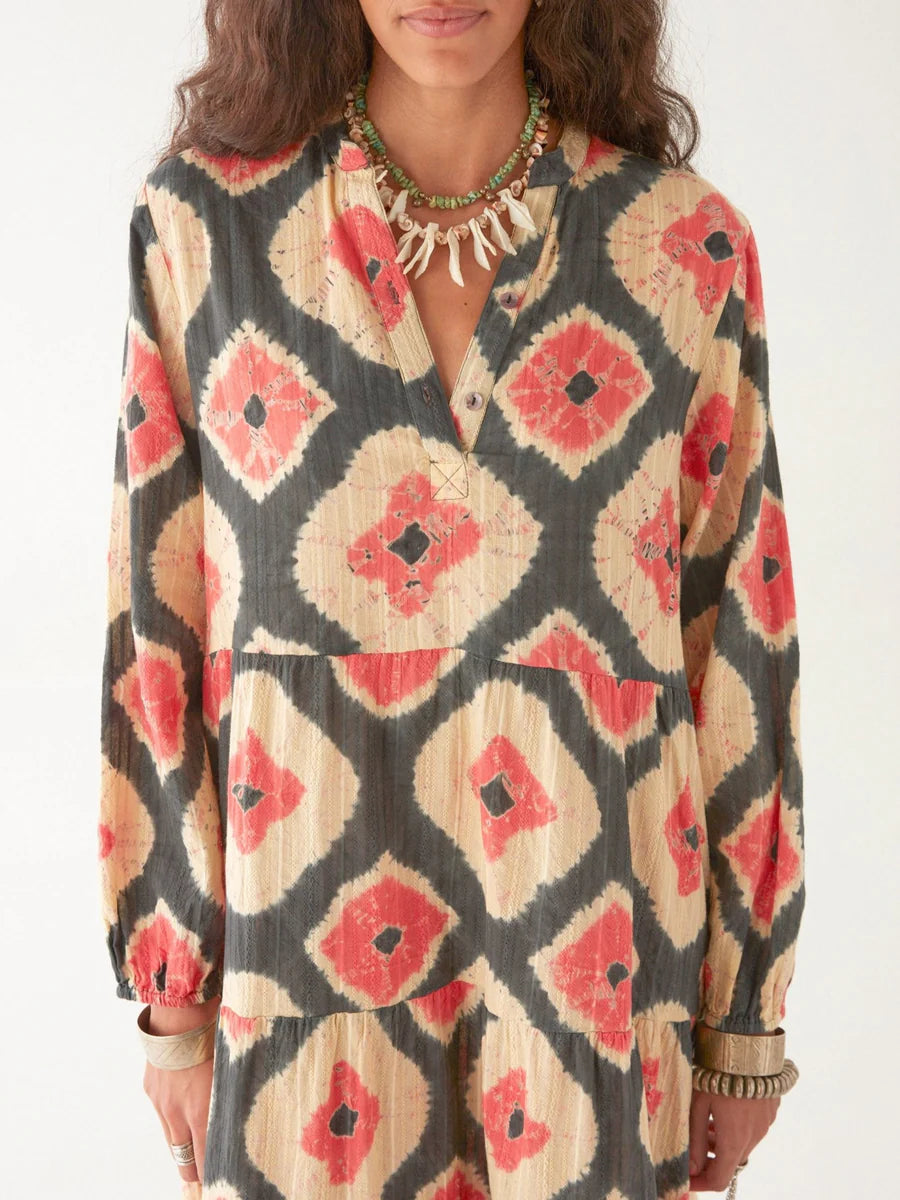 the teo dress in casiopea volcano