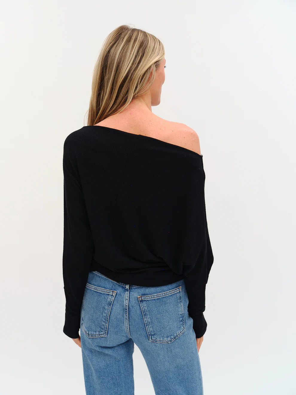 the anywhere top in black
