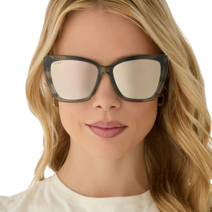 becky II in cool matcha (mirror)