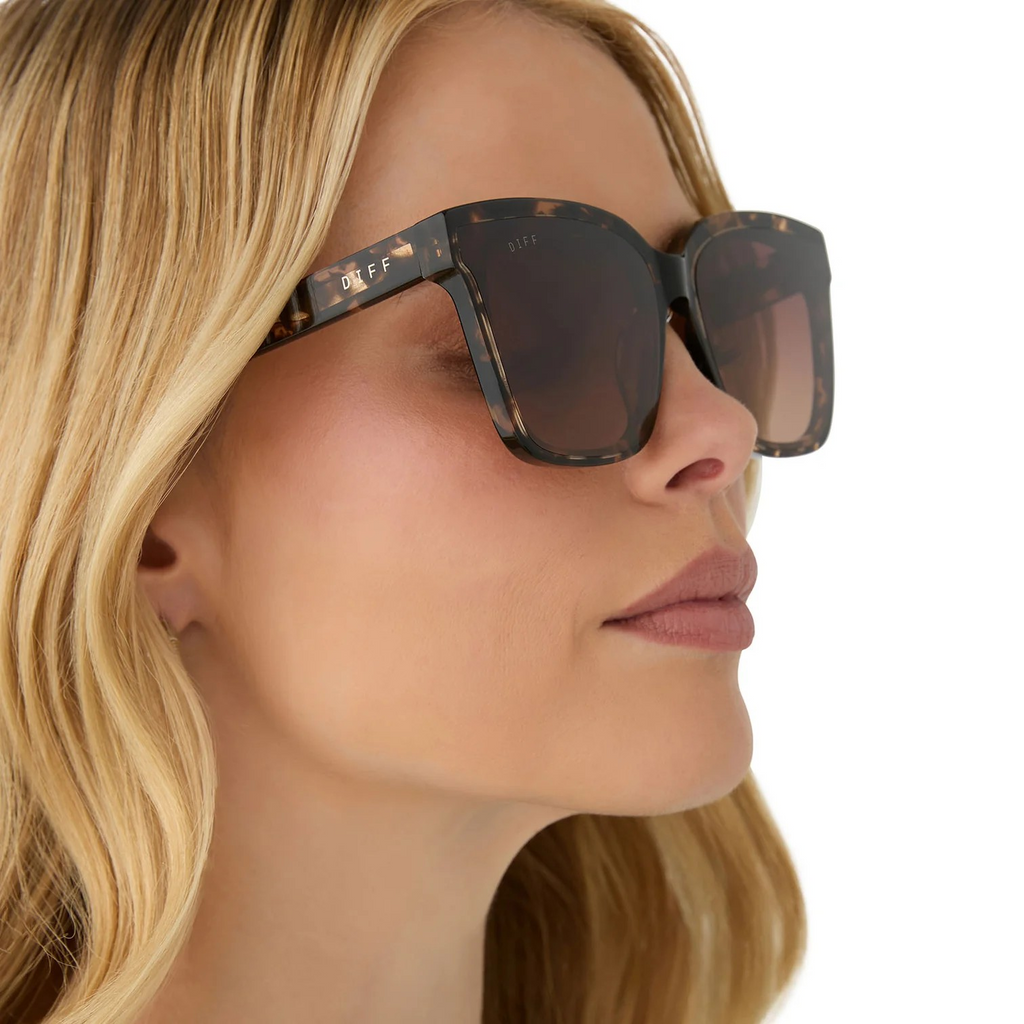 meredith ii in espresso tortoise + brown gradient