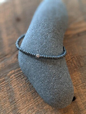 TAI - Hematite Elastic Bracelet